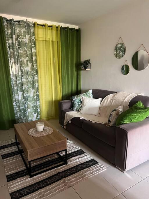 Appartement T2 Tres Cosy Кайен Екстериор снимка